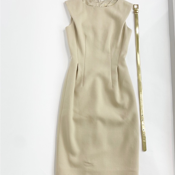 MICHAEL KORS COLLECTION Stretch Boucle Sheath Dress w/ Metallic Gold Belt Size 2 - Picture 3 of 15